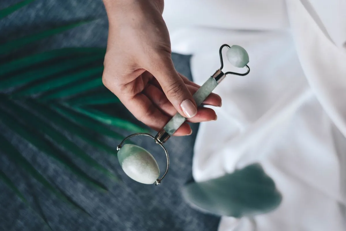Glow Facial Roller